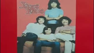 Koes Plus : Terang Bulan Yang Sedih