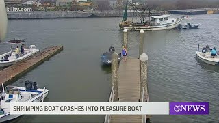 Shrimp boat collision in Aransas Pass