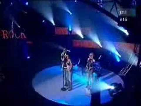A t.A.T.u. díjat ad a Quimby-nek