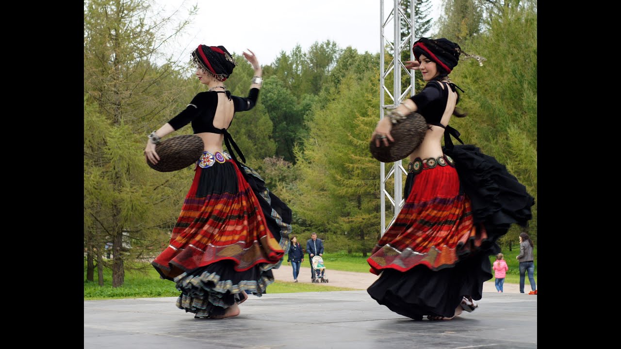 American Tribal Style® Bellydance with Baskets