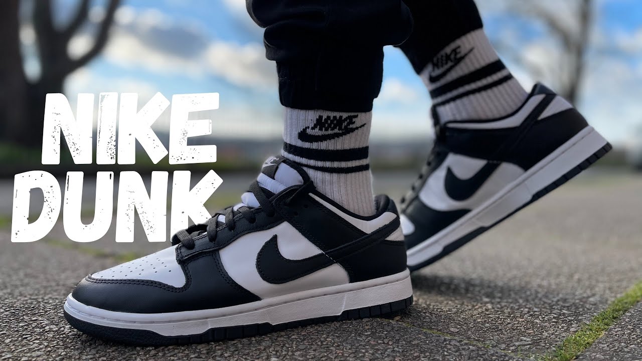 nike dunks sb black and white