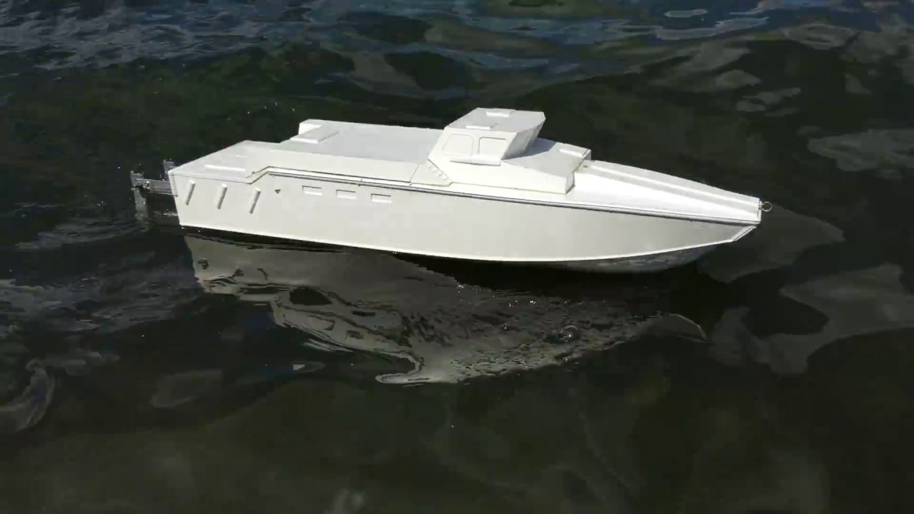 Rauhwasserfahrt von Volkers Umbau/Rohbau der Kehrer Polis mit 4s und roxxy Außenläufern