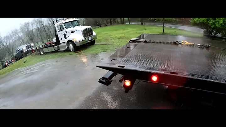 Ron Has To Call A Wrecker!!!   1 Truck, 2 Trucks, ...