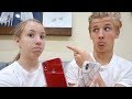 What&#39;s on Our PHONES😱