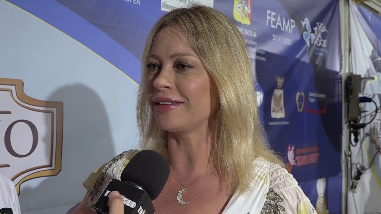 SERV. TUNA FISH 23 07 YouTube