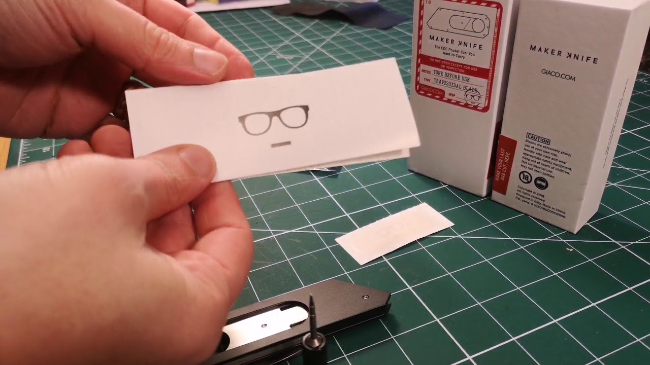 Unboxing and first thoughts of the Maker Knife