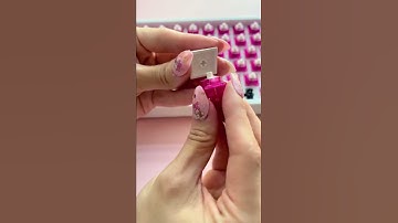 How to change the keycaps on your mechanical keyboard! 🔎 #keyboard #howto