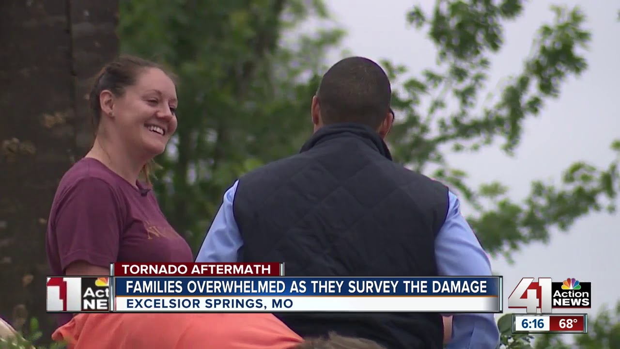 Families In Excelsior Springs Overwhelmed As They Survey The Damage Youtube