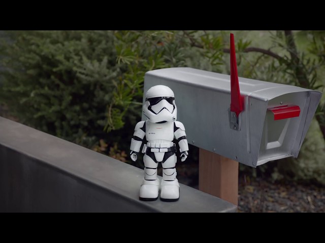 enestående Gentleman hørbar First Order Stormtrooper Robot By UBTECH - YouTube