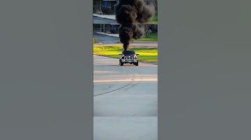 ROWDY 6.7 CUMMINS REV LIMITER! 😤 SOUNDS GNARLY!