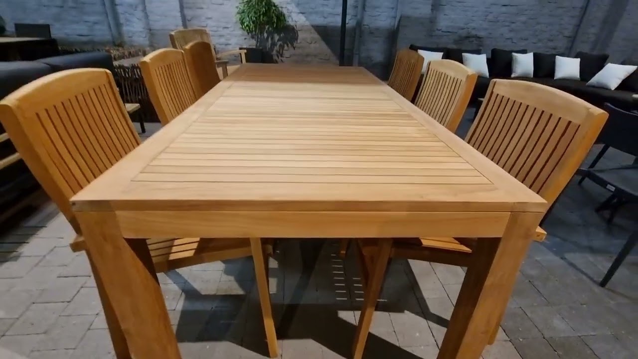 Table en teck recyclé Norwich