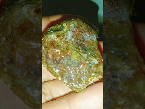 اللهم صل وسلم وبارك على سيدنا محمد وعلى اله وصحبه اجمعين يارب حجر مصور