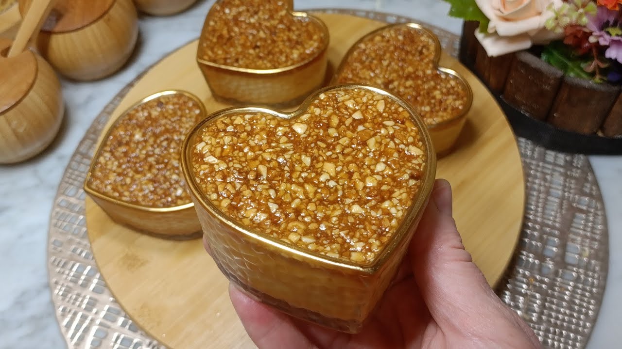 عندك شكارة حليب وشوية كاوكاو ارواحي نحضرو تحلية الكرمال لي كل مانديرها يهبلو عليها 😍ليه ليه توجد💥