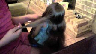 Re-Curling Kanani's Hair