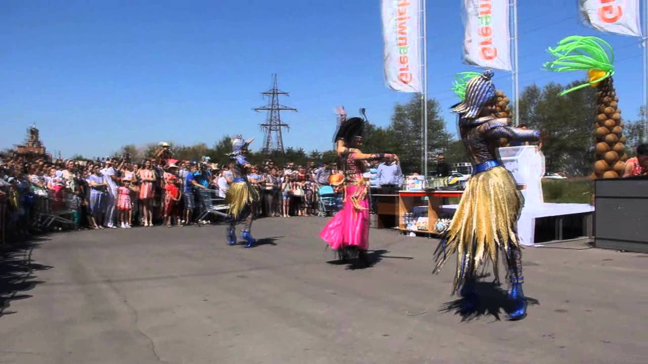 ТАНЕЦ СО ЗМЕЯМИ