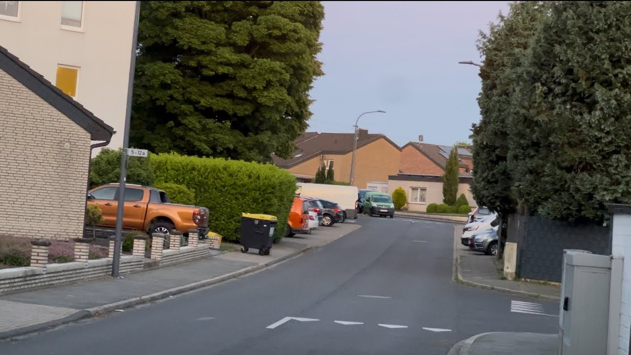 10 PM in germany 🇩🇪 