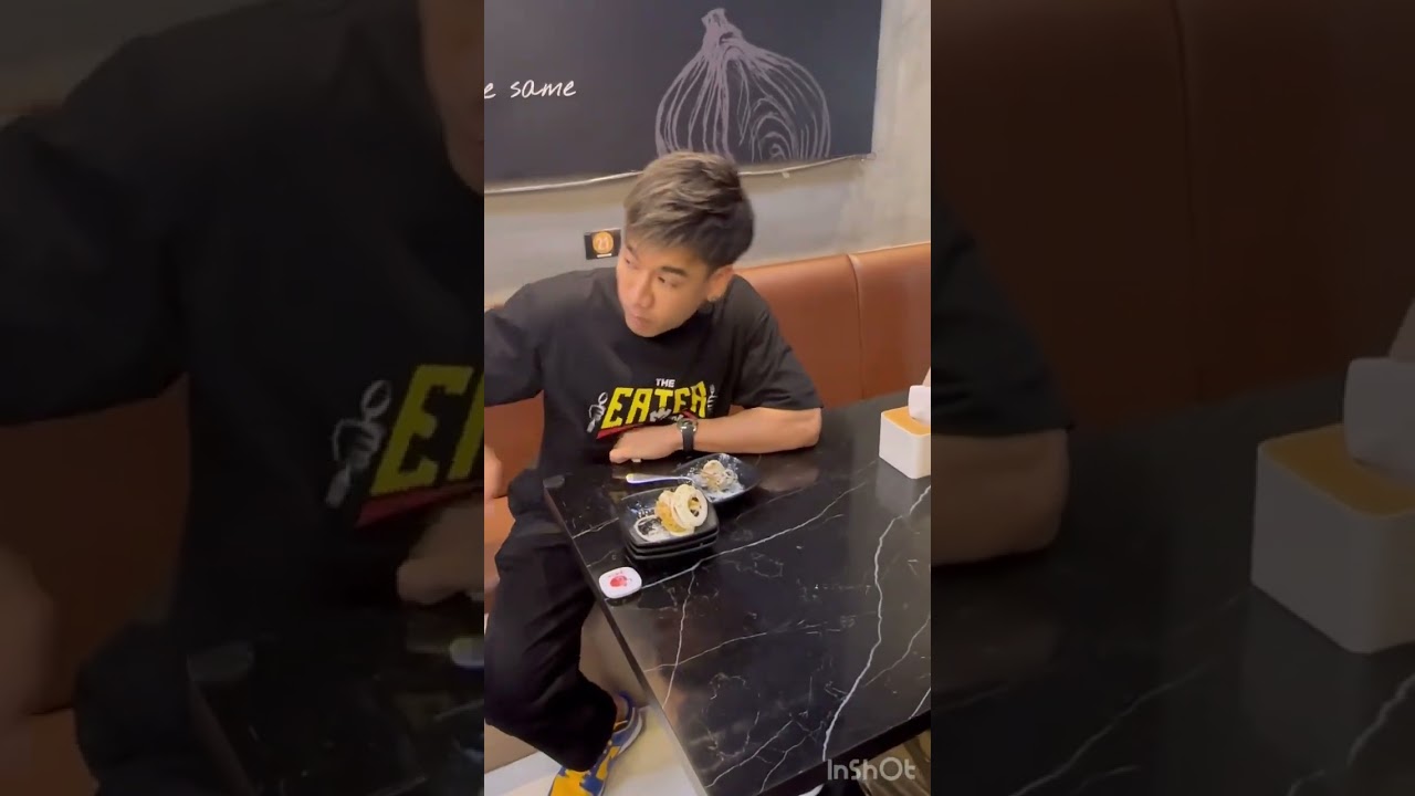 แข่งกินไก่ทอด แฮร่ 🤤