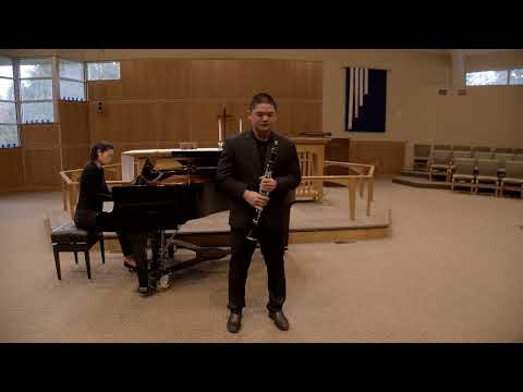 Ray performing Weber Clarinet Concerto Adagio