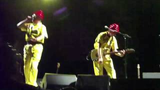 DEVO - Peek-a-Boo - Akron Civic Theater: 10-17-2008