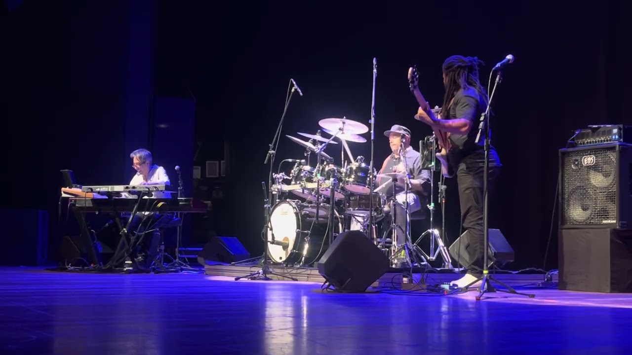 Dennis chambers 2025 Belo Horizonte 