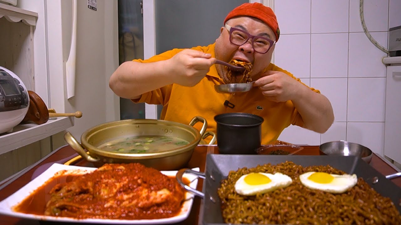 아..와...너무 매운데?!?│선화동 실비김치와 짜파게티 먹방 Mukbang Eatingshow [Black bean Ramen, Spicy Kimchi ]