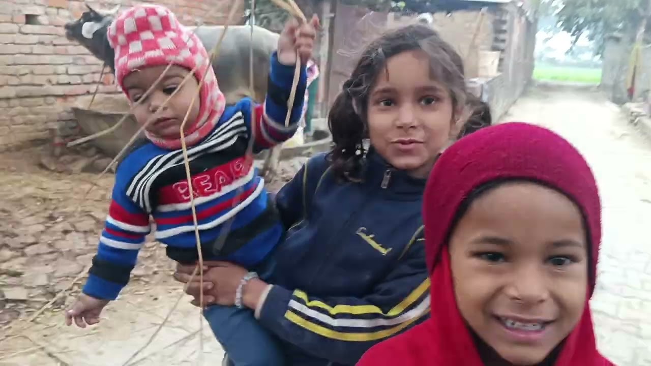 Ghar par divyansh ka video .. 