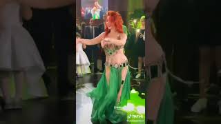 Dünyanın en güzel kadinlari dansöz show trend videolar