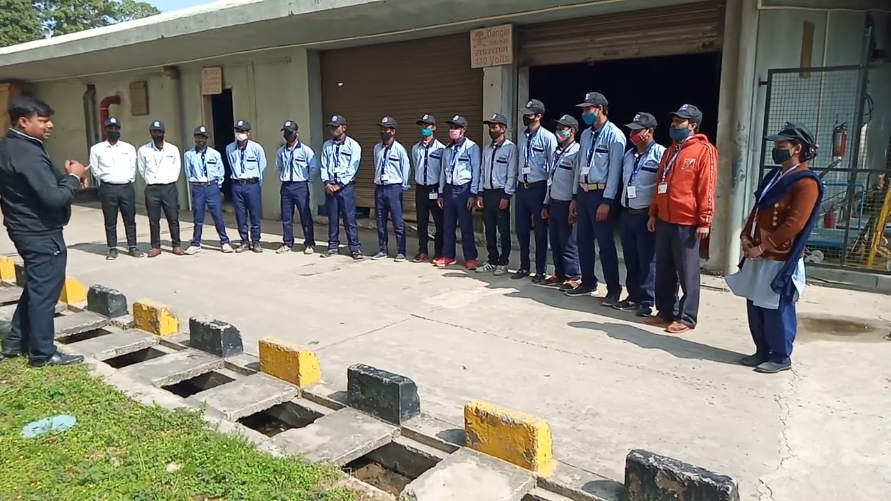 today beefing house boy staff