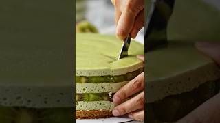 kiwi fruit cake satisfaction cutting video 😁📸 #viral #fruit #cuttingart #youtubeshorts #youtubevideo