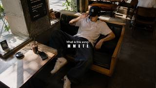[Playlist] Pulled out my phone just to find the name of this song ☕ | Smooth R&B · Cafe Music screenshot 4