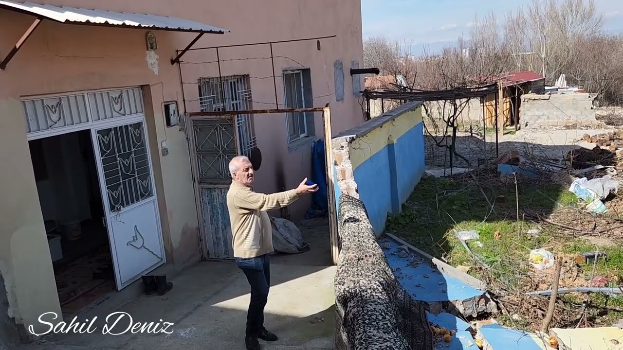 Malatya Kileyik depremden bir yıl sonra yıkıntılar arasında