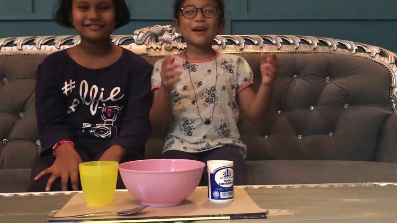 How to make fake snow tiktok style.. andddd it so much fun!!