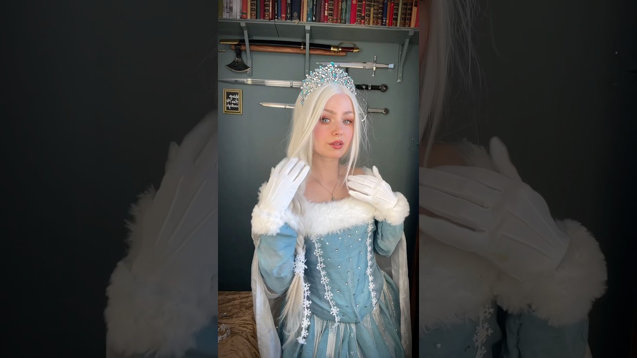 Elsa ❄️ Crown by SWEETV - use HELGA15 to save $ ✨ Wig by 