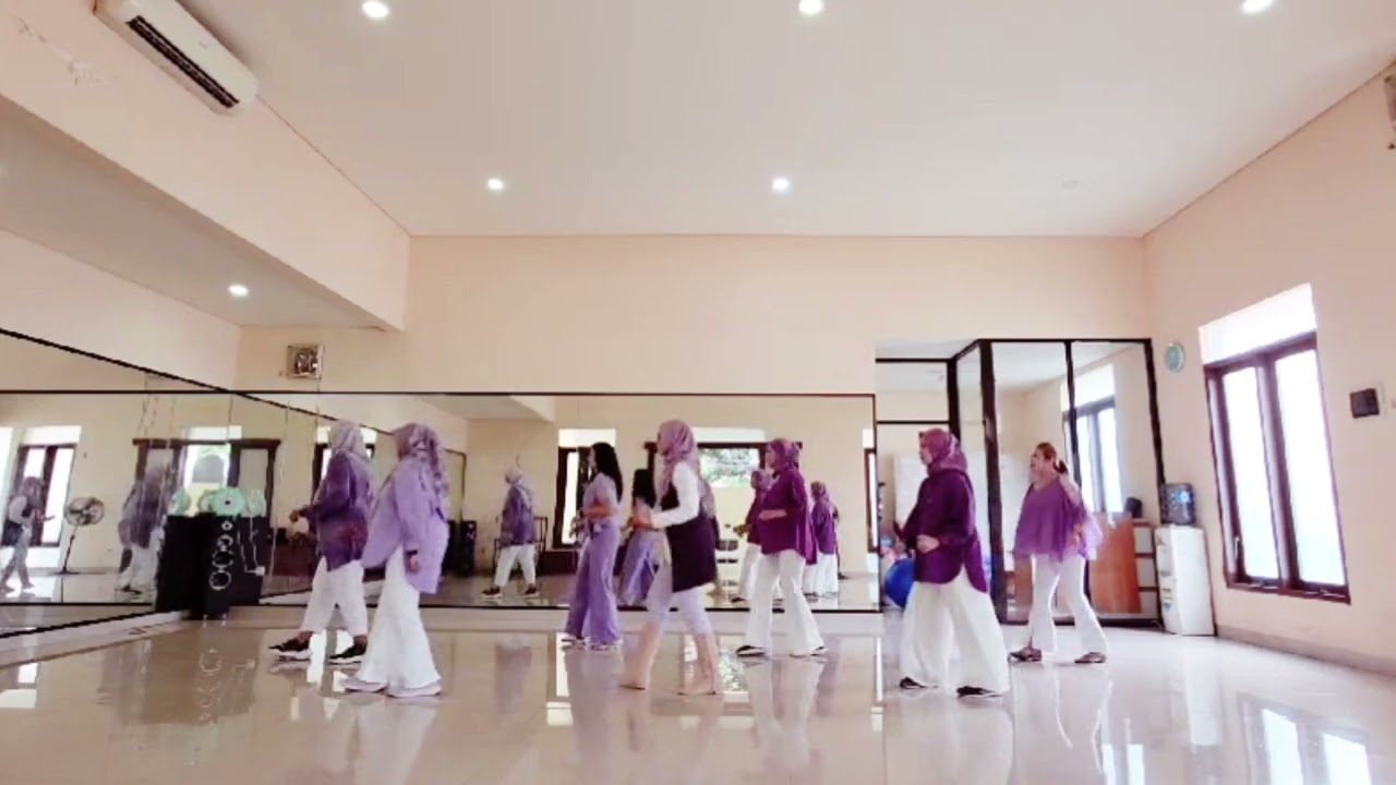 I'm Alive...With Power of Love Line Dance/Choreo:Anggia Ridjal (INA)&Happy Bee (INA)-October 2024