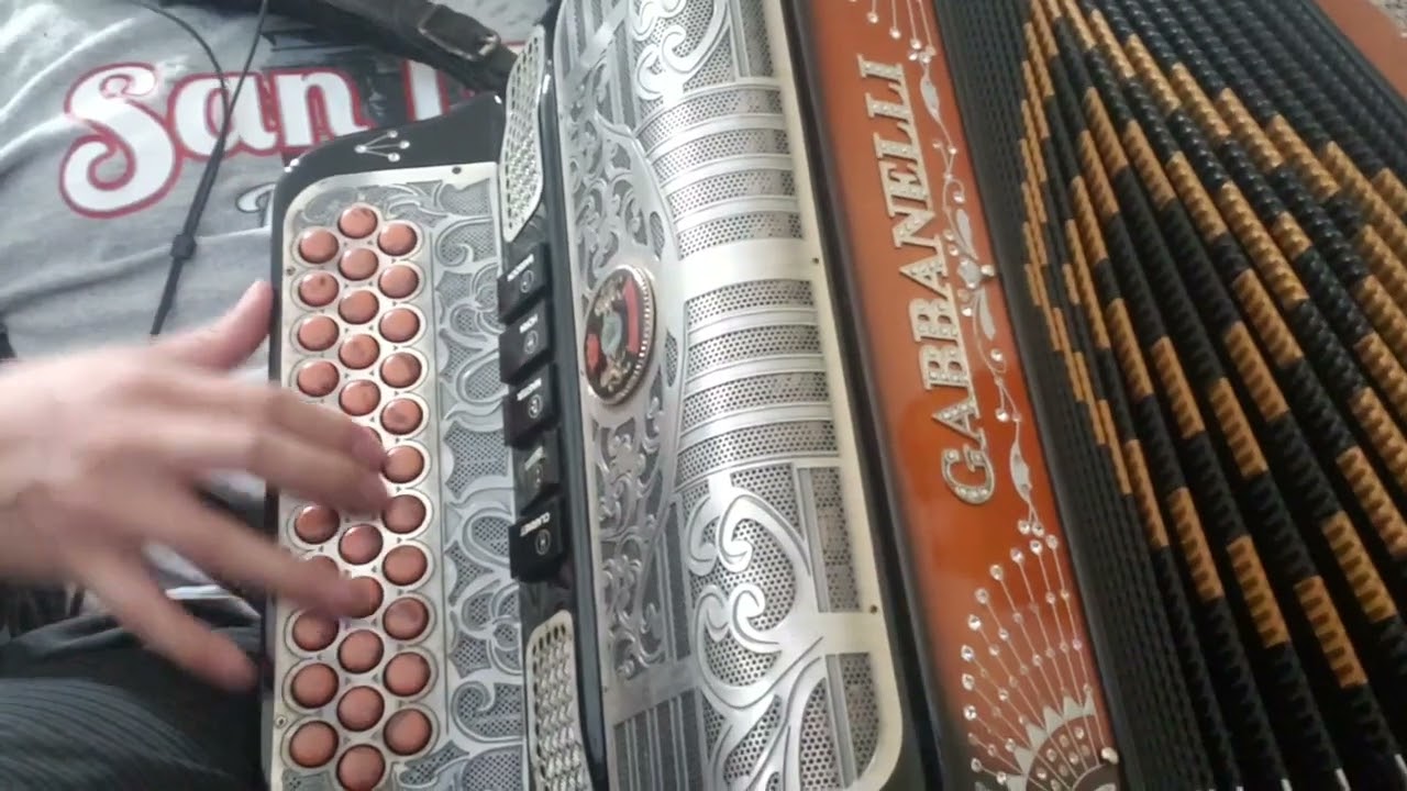 Casas De Madera-Ramon Ayala-Acordeon Mi-La Mayor