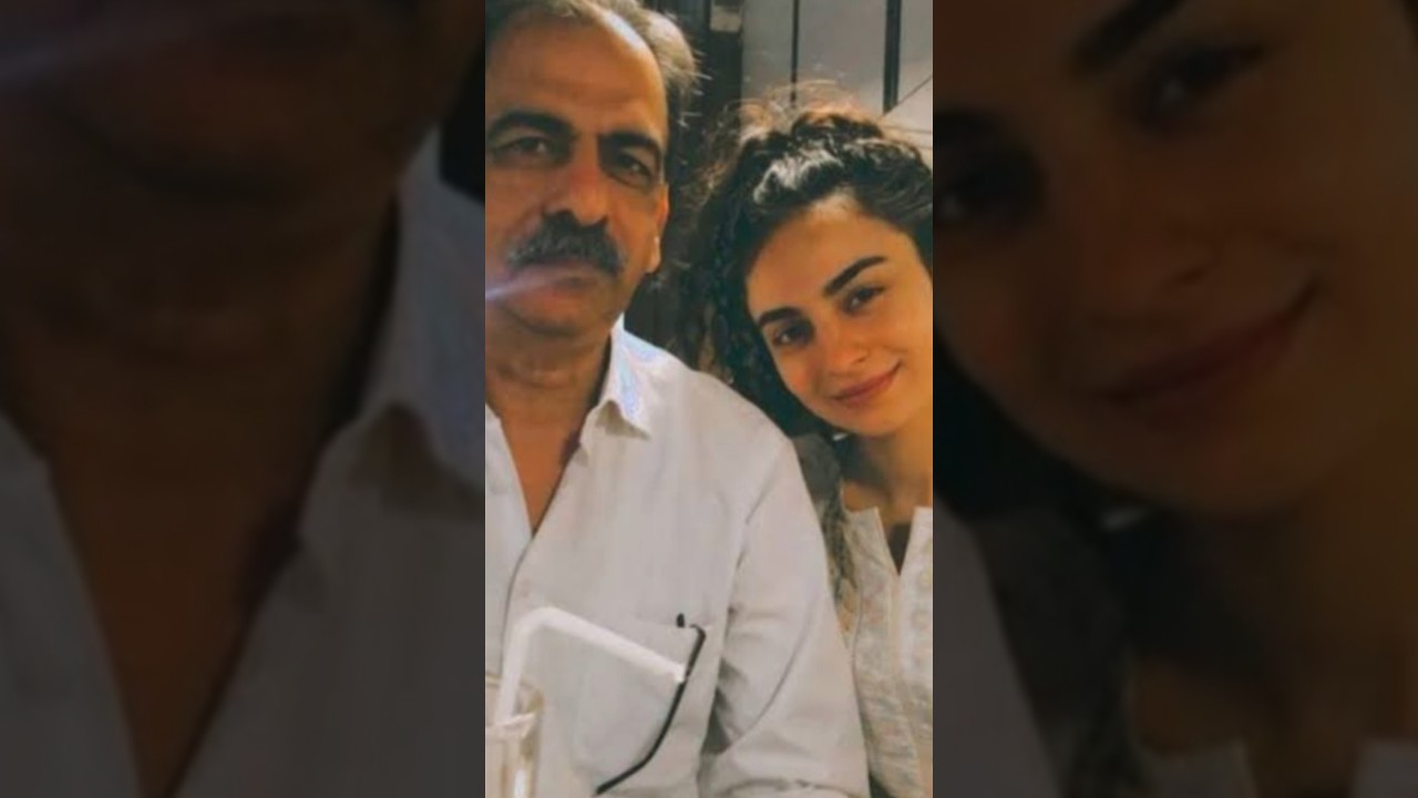 Pakistani drama actress Mehar bano with family