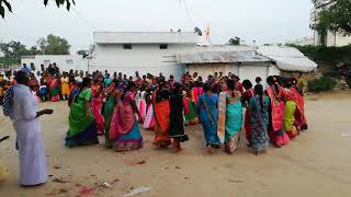 Gorita Village Bathukmma Sambaraalu Bathukmma Vestunna Saodarula