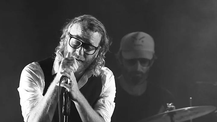 The National perform "Peggy-O"