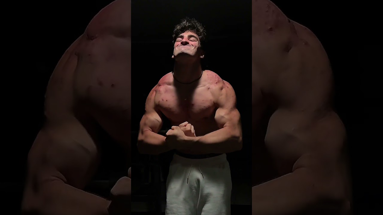 No angles no pump no editing. Hoodie from @breathedivinity