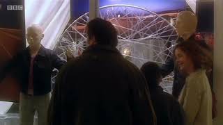 Doctor Who: Rose - Moving Mannequins