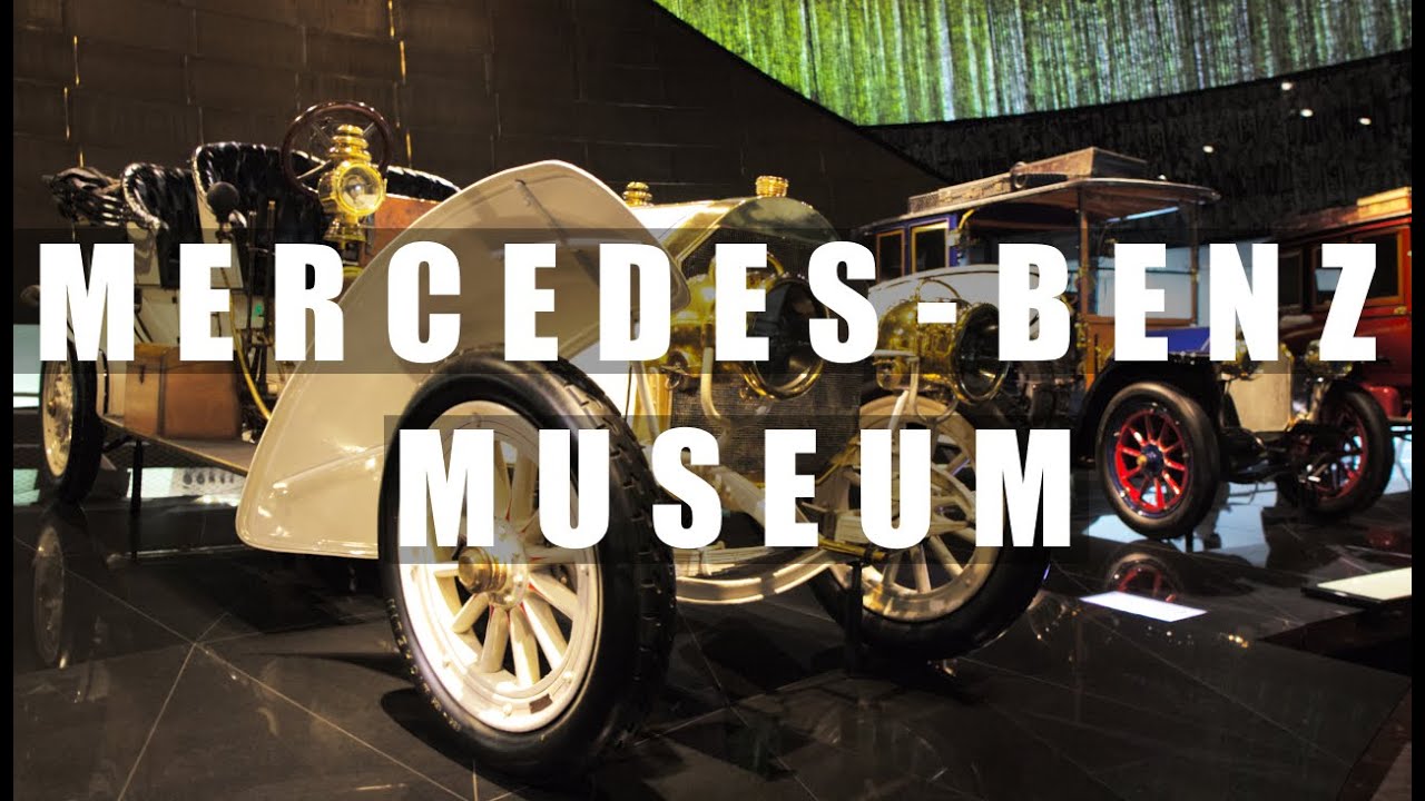 Classic Mercede-Benz Cars Tour in Stuttgart Museum.
