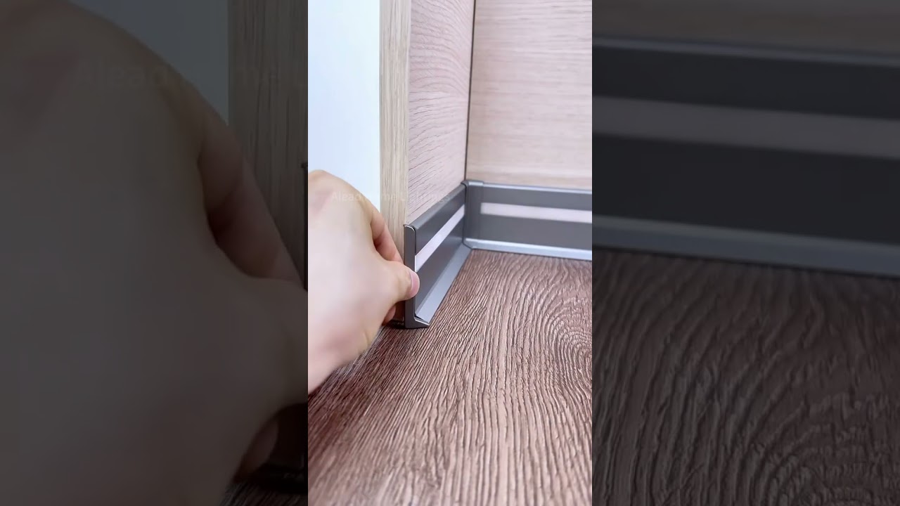 Lighting metal skirting line type light.