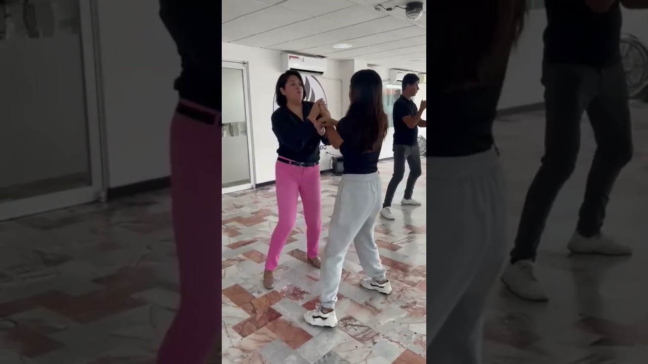 👉 ¡Sígueme para más bachateo sabroso! 💃 