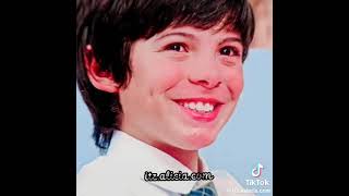 Casais Que Shippam Do Carrossel