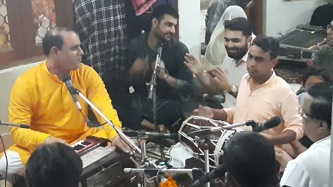 भजन-अरी बहना अँखिया है प्यासी प्यासी मनवा है पूरणमासी स्वर मनोज चौधरी व राहुल चौधरी!