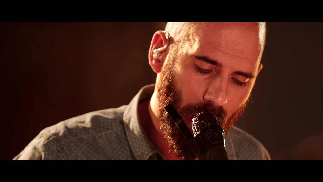 Aymeric Maini - Weirdo (Official Video - Live from Arpege Studio)