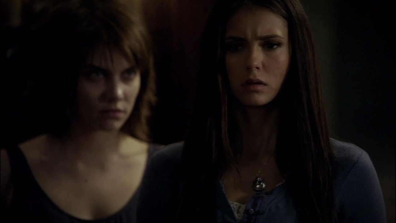 Rose has rabies. Elena is in danger | The Vampire Diaries
