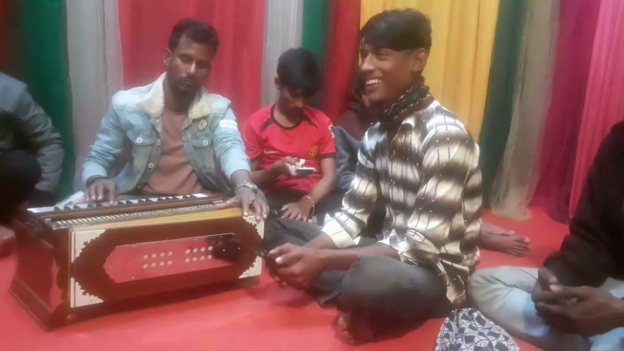 উত্অতর প্রেমানলে শুনার অঙ্গ পুরে হইলো কালা সিঙ্গার শাকিল 