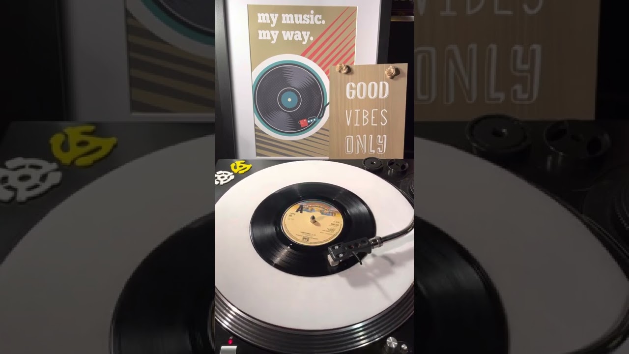 Lipps Inc - Funky Town ( Vinyl 45 ) From 1979 .