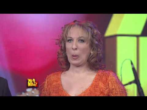 Valeria Lynch cantó "Muñeca rota"